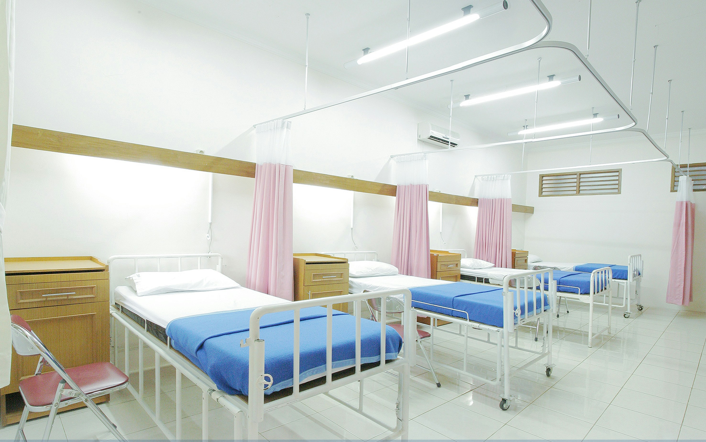 Analisis Kebutuhan Pasar dalam Penyusunan Studi Kelayakan Rumah Sakit dan Klinik